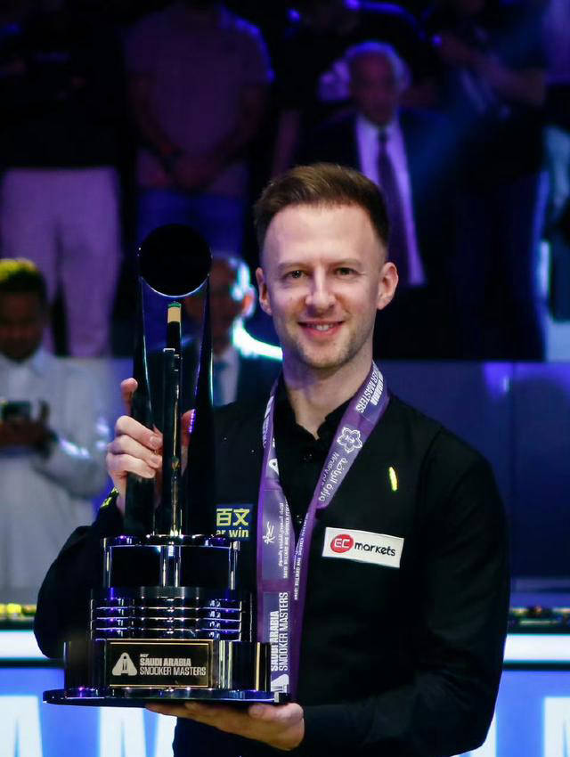 在讨论巴尔 在讨论巴尔